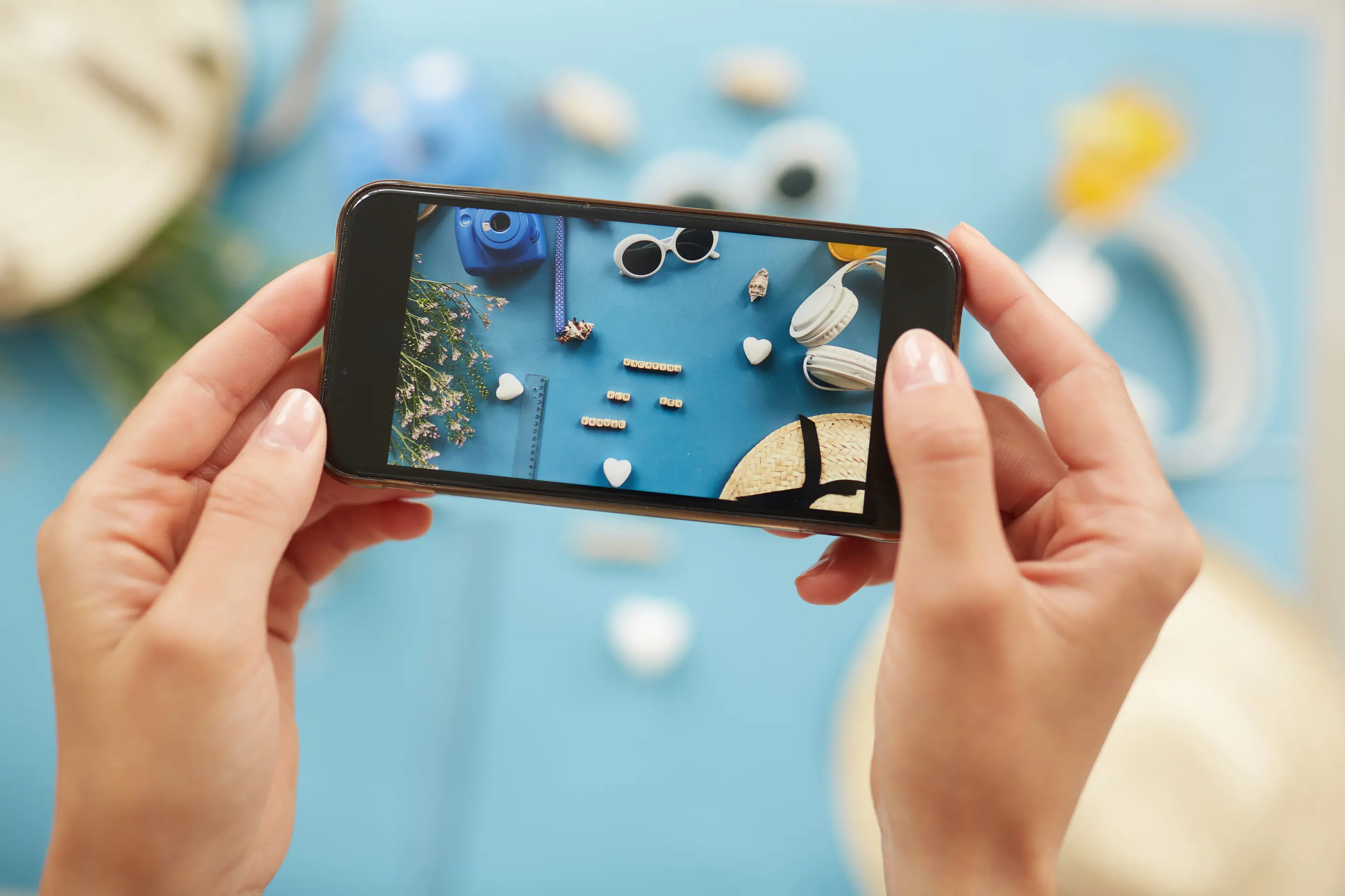 Can you save snaps without notifying the sender on Snapchat Plus? Can you save snaps without notifying the sender on Snapchat Plus?