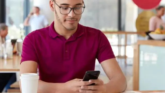 What are the advantages of email marketing?