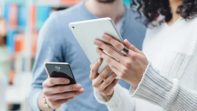 Directing your audience to the link in your bio Directing your audience to the link in your bio