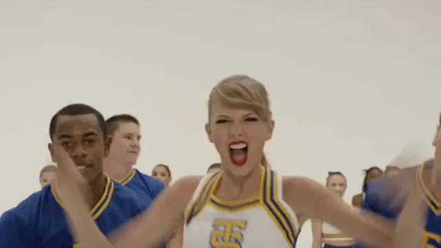 Envisagez d'utiliser des GIF dans votre marketing sur les réseaux sociaux... Envisagez d'utiliser des GIF dans votre marketing sur les réseaux sociaux...