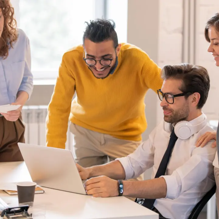 How to find the best hashtags to attract more people?