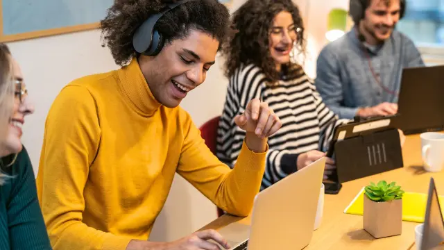 How can you schedule and publish carousel posts?