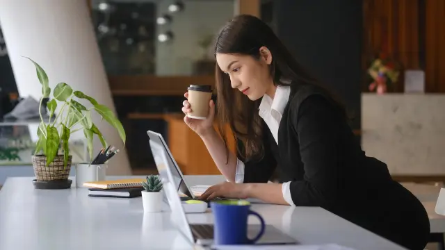 Social media software platforms!