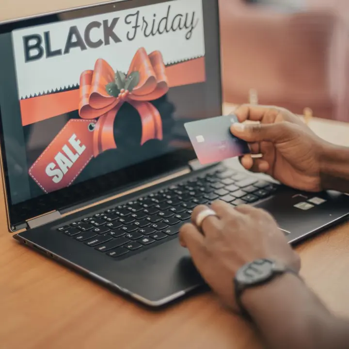 What can you do for Black Friday on social media? What can you do for Black Friday on social media?