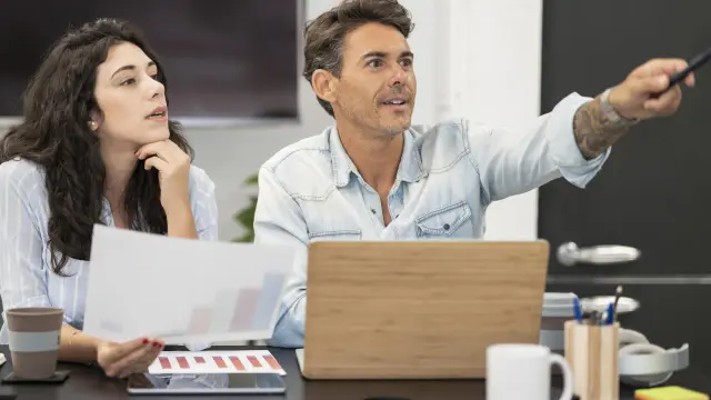 Hook your audience within the first few seconds! Hook your audience within the first few seconds!