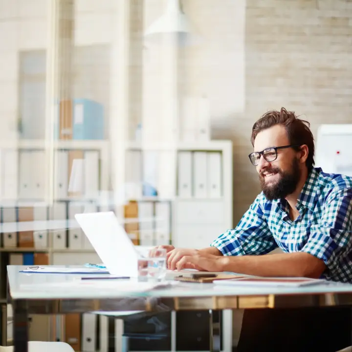 Ürünlerinizi sergilemek için Instagram Hikayelerde Öne Çıkanlar'ı kullanın!